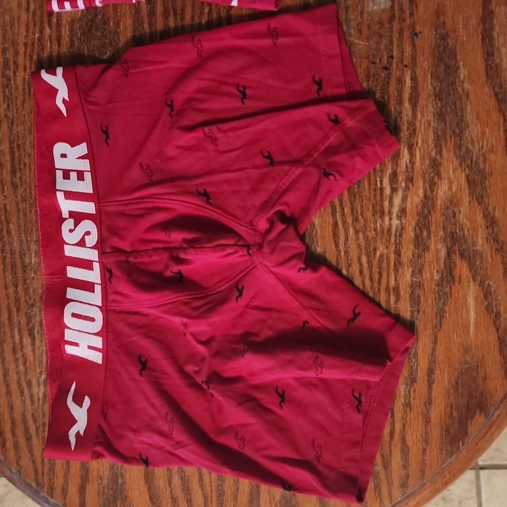 Hollister boxer briefs size small
